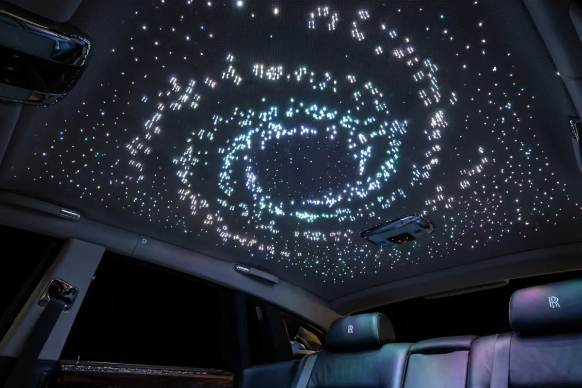 Rolls-Royce Phantom звёздное небо
